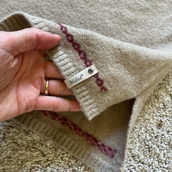 Woolrich Women's Wool Blend Christmas Holiday Sweater Size XL Beige Reindeer - Picture 8 of 11